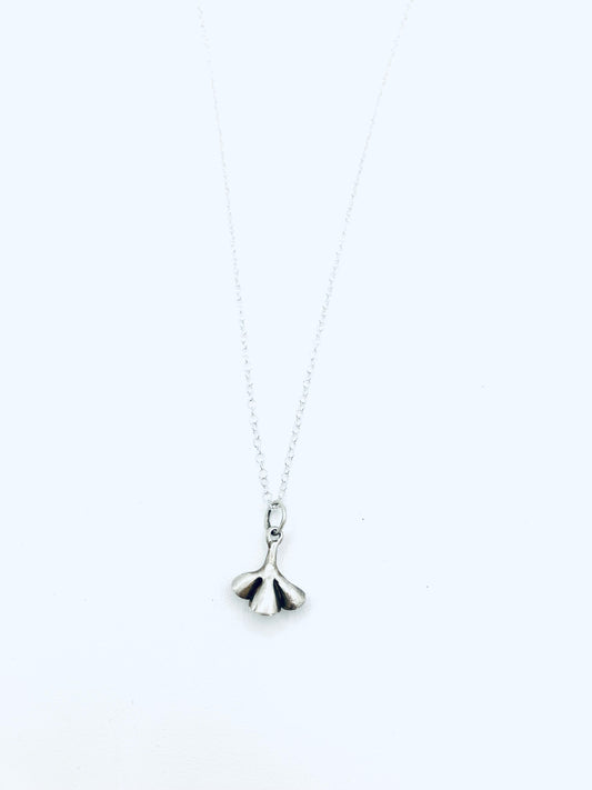 3 Petals Sterling Silver Necklace