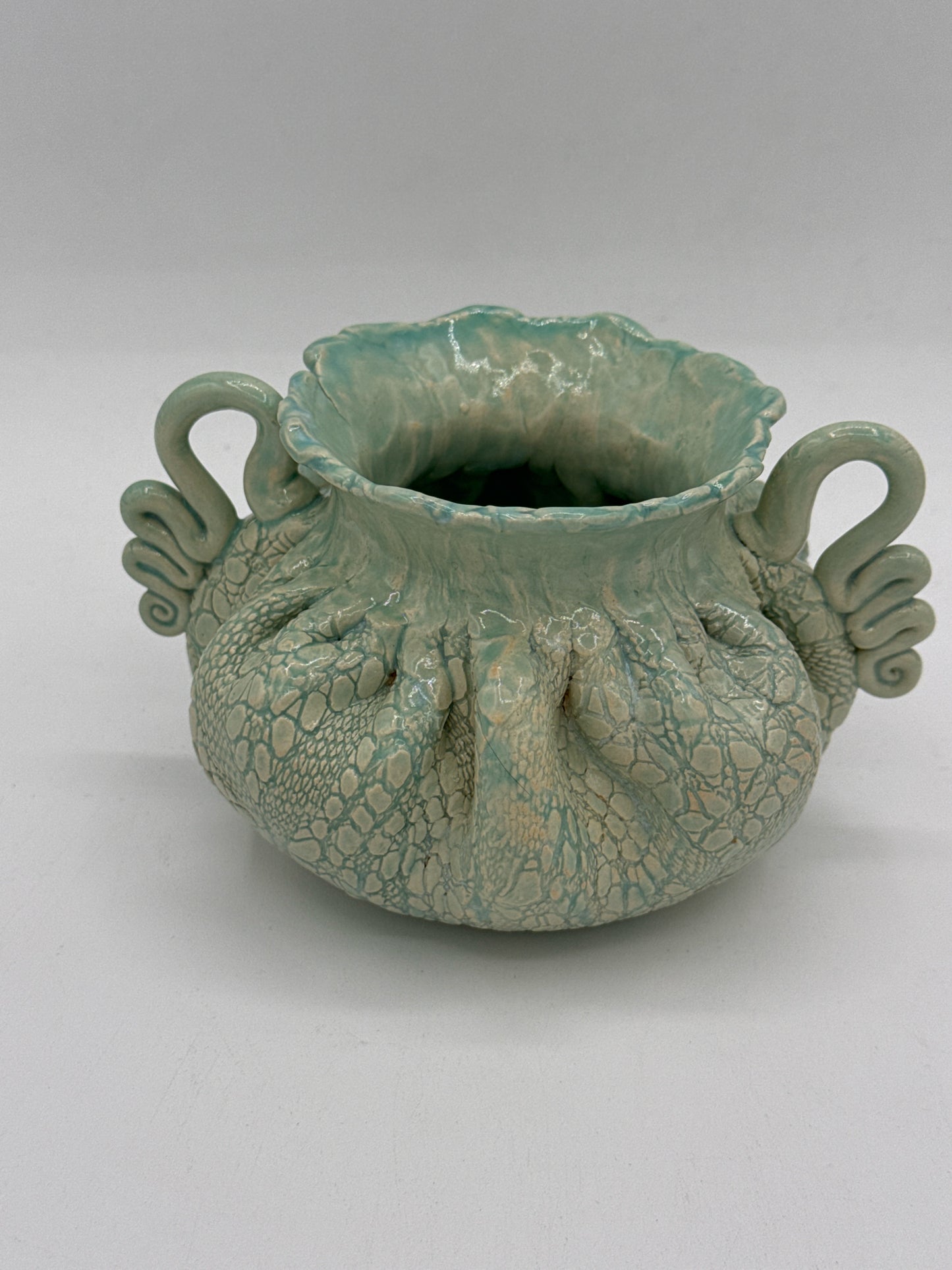 Small Pinch Pot Wirh Squggle Handles In Mint