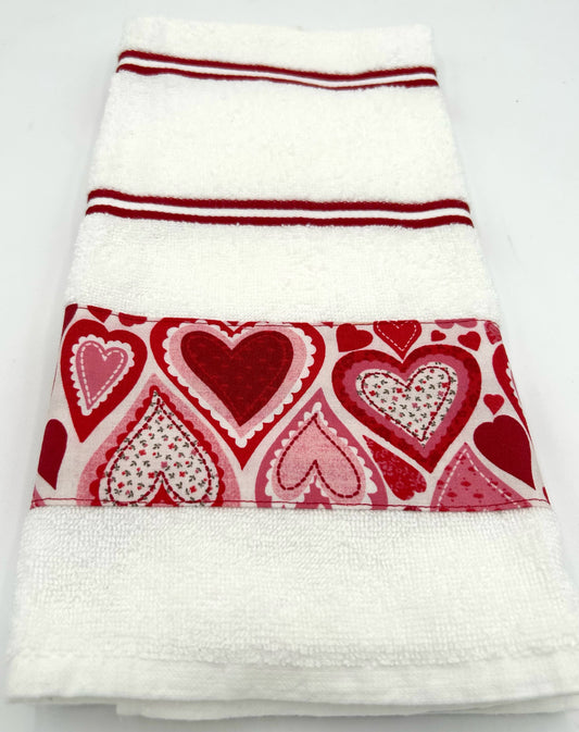 Towel - White w/Red Hearts Narrow Strip