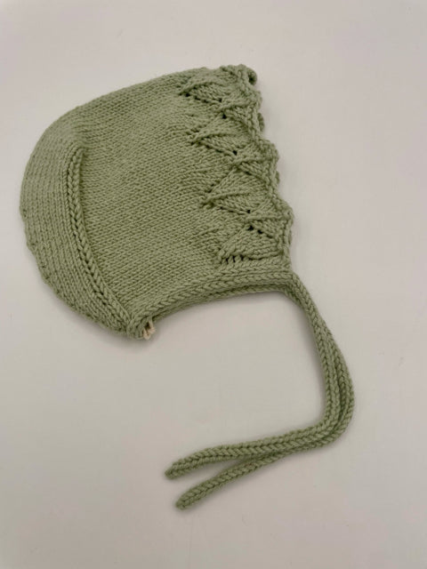 0-6 M Light Green Cotton Blend Lace Knit Baby Bonnet with tie