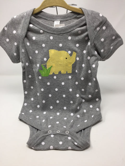 18 M Short Sleeve Onesie