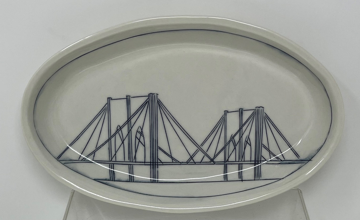 Brooklyn Bridge Medium Oval