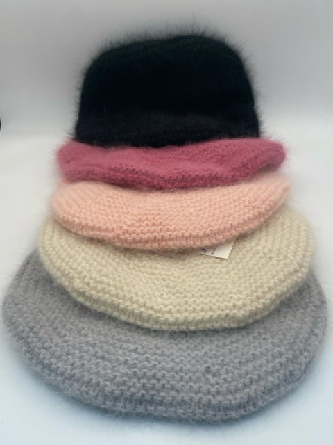 M/L Pure Angora Knit Beret