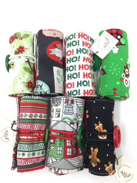 Christmas Crayon Roll