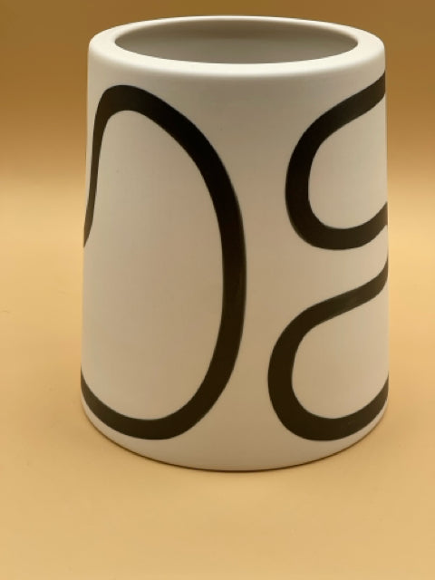 Pillar Vase/Utensil Crock