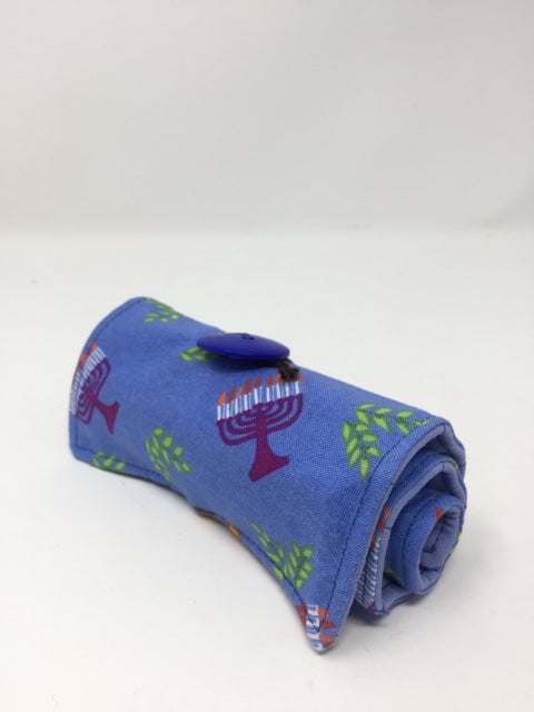 Chanukah Crayon Roll