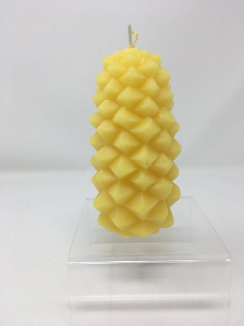 Pinecone Beeswax Candle