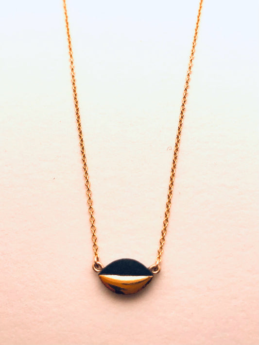 Marquise Mini Necklace Horizontal Black