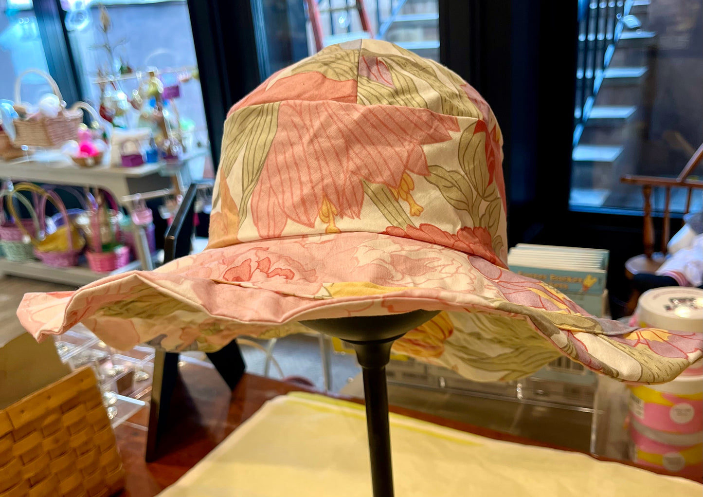 Pink Multi Colored Scalloped Edge Sun Hat